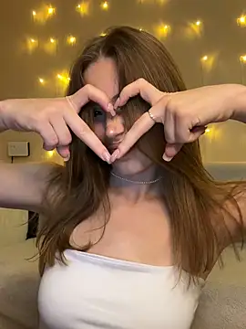 Elizabeth Tay online show from October 5, 6:17 pm