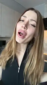 Elizabeth Tay online show from February 12, 9:48 am