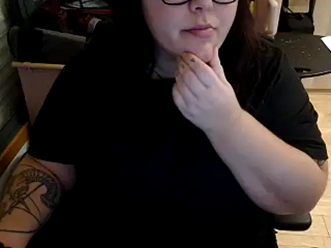 Eli BBW online show from November 4, 12:43 am