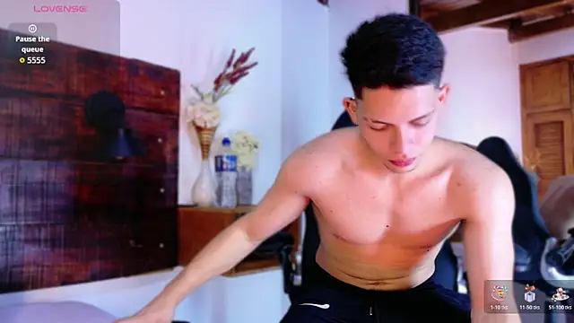 JhosuaVega online show from March 17, 2:05 am