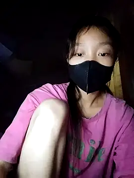 Snapshot of Phuoc_xx chatting on January 6, 6:39 am Phuoc xx online show from January 6, 6:39 am