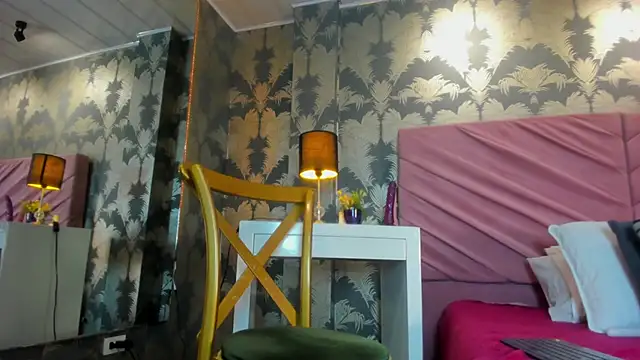 VictoriaQueen Fg online show from November 12, 1:22 pm