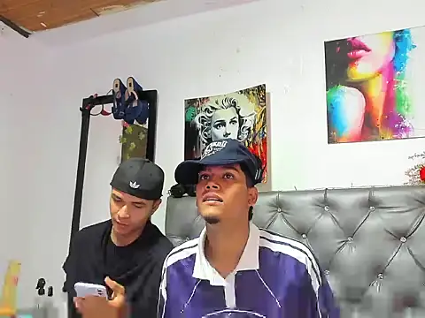 xxKamadevaxx online show from April 14, 12:55 pm