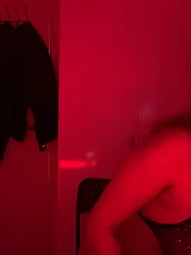 Snapshot of EffyLean6 chatting on March 2, 6:59 pm EffyLean6 online show from March 2, 6:59 pm