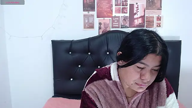 April Becker online show from March 25, 4:18 am