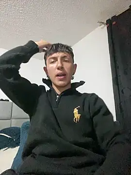 NaytonFreeman online show from September 30, 11:32 pm