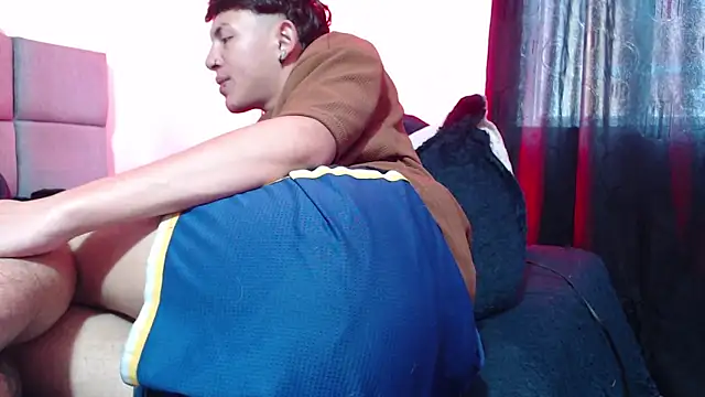 NaytonFreeman online show from December 2, 12:54 pm