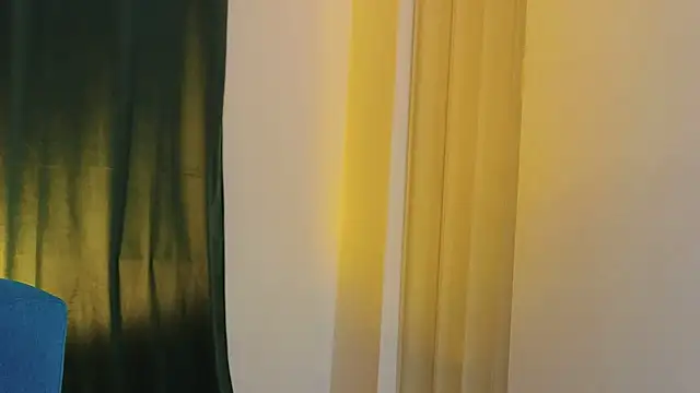 ScarlettNoirr online show from May 16, 7:34 pm