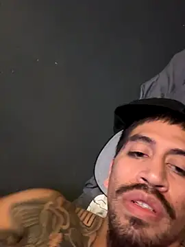 busnfatnutsLildee online show from November 14, 6:01 am