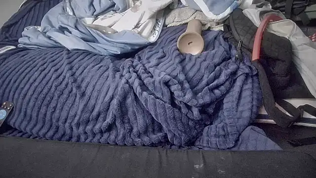 jasoncali305 online show from November 3, 8:15 am