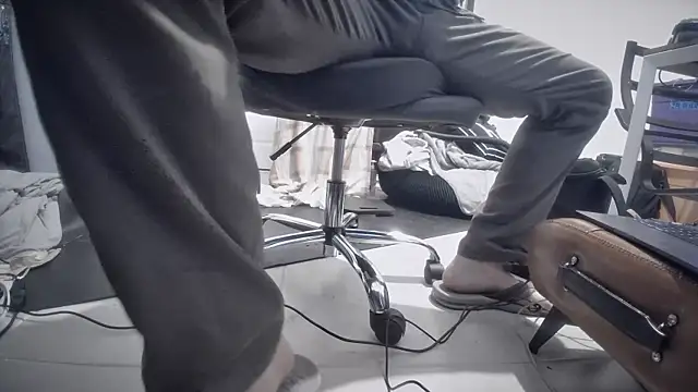 jasoncali305 online show from November 22, 7:35 pm