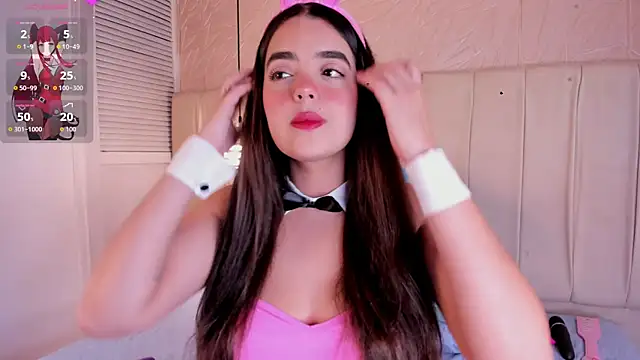 hannahst  online show from January 12, 8:25 pm