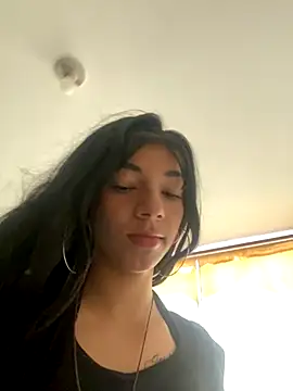 Snapshot of Lesly777_ chatting on September 25, 1:59 pm Lesly777  online show from September 25, 1:59 pm