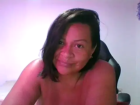 adri89-g online show from October 18, 12:13 am