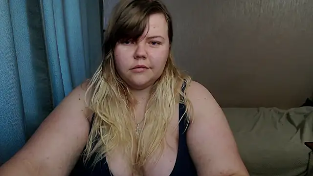 Snapshot of AsmiTKeyn chatting on October 16, 5:19 am AsmiTKeyn online show from October 16, 5:19 am