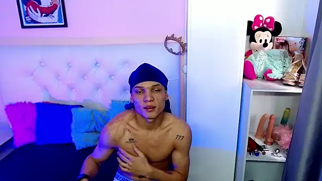 EL VENEZOLANO 22CM online show from September 29, 6:35 pm