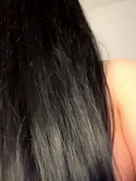 Snapshot of Andrestarr chatting on January 5, 6:00 pm Andrestarr online show from January 5, 6:00 pm