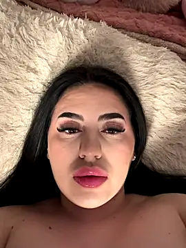 Snapshot of Andrestarr chatting on January 7, 6:21 pm Andrestarr online show from January 7, 6:21 pm