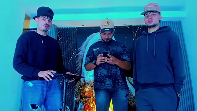 Snapshot of Iam_Steven chatting on September 27, 12:32 pm Iam Steven online show from September 27, 12:32 pm