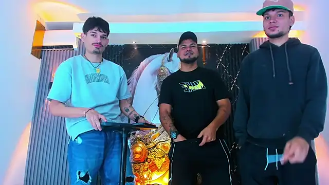 Snapshot of Iam_Steven chatting on October 5, 12:14 pm Iam Steven online show from October 5, 12:14 pm