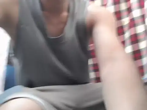 Snapshot of hayato1995 chatting on April 12, 7:46 am hayato1995 online show from April 12, 7:46 am