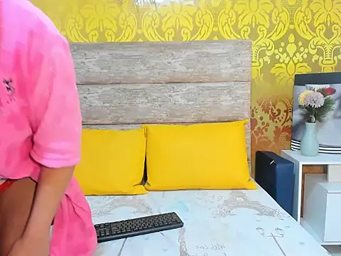 ElianaCollins online show from December 22, 3:14 am