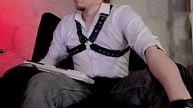 Vincent Hardman online show from March 28, 8:19 pm