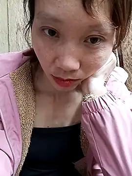 bonnie-00 online show from October 29, 4:15 am