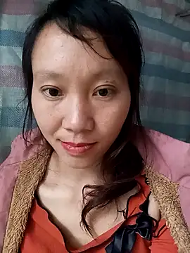 bonnie-00 online show from November 6, 6:25 am