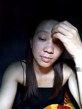 bonnie-00 online show from April 14, 4:24 pm