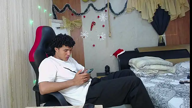 Snapshot of fire_drako_ chatting on January 12, 8:03 pm fire drako online show from January 12, 8:03 pm