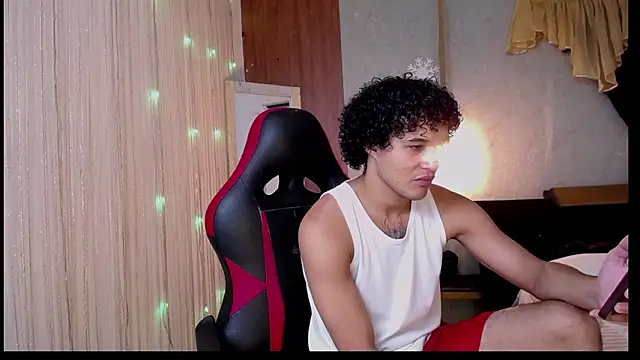 Snapshot of fire_drako_ chatting on February 9, 5:55 am fire drako online show from February 9, 5:55 am