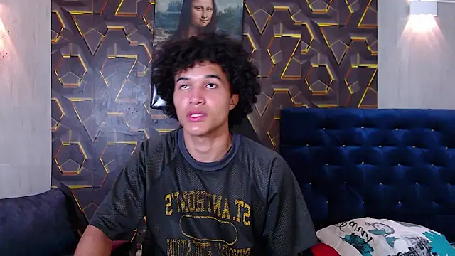 Snapshot of fire_drako_ chatting on February 22, 4:02 am fire drako online show from February 22, 4:02 am