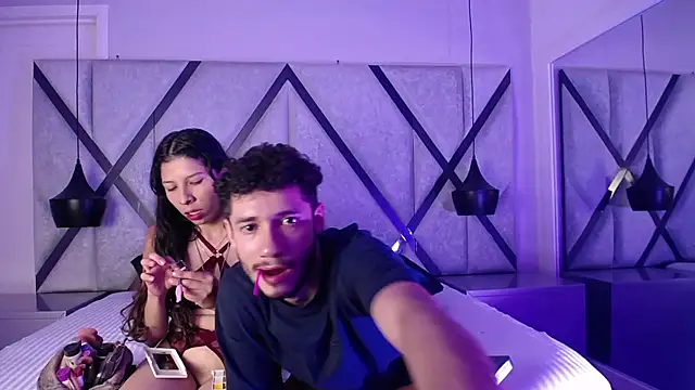 EthanCollen online show from September 22, 10:34 pm