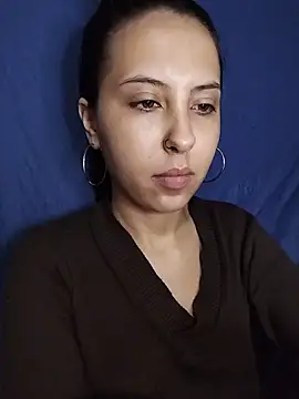 Snapshot of scarletoficial chatting on May 22, 8:03 pm scarletoficial online show from May 22, 8:03 pm