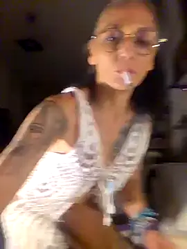 Snapshot of jasonee13 chatting on June 1, 2:46 am jasonee13 online show from June 1, 2:46 am