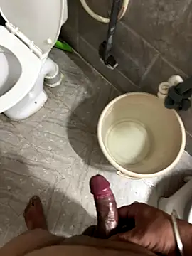 Snapshot of Adityashivani_143 chatting on October 27, 3:21 am Adityashivani 143 online show from October 27, 3:21 am