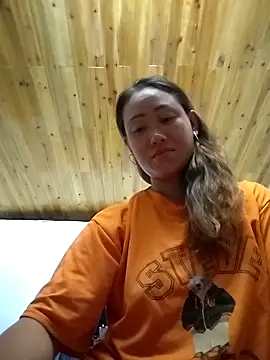 Snapshot of Dung_x chatting on September 15, 1:00 pm Dung x online show from September 15, 1:00 pm