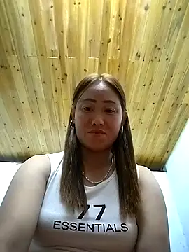 Snapshot of Dung_x chatting on September 28, 1:05 pm Dung x online show from September 28, 1:05 pm