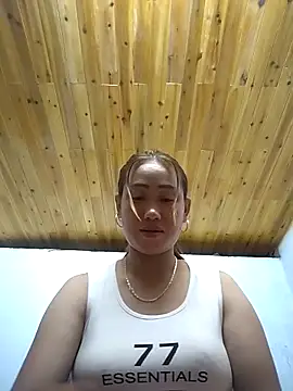 Snapshot of Dung_x chatting on October 13, 1:00 pm Dung x online show from October 13, 1:00 pm