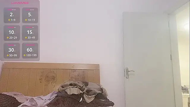 Snapshot of medusa0911 chatting on November 5, 12:27 pm medusa0911 online show from November 5, 12:27 pm