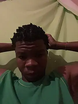 Snapshot of thatotheroneguy chatting on November 11, 2:00 am thatotheroneguy online show from November 11, 2:00 am