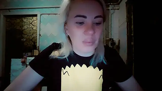 EmmaCat  online show from February 13, 5:14 am