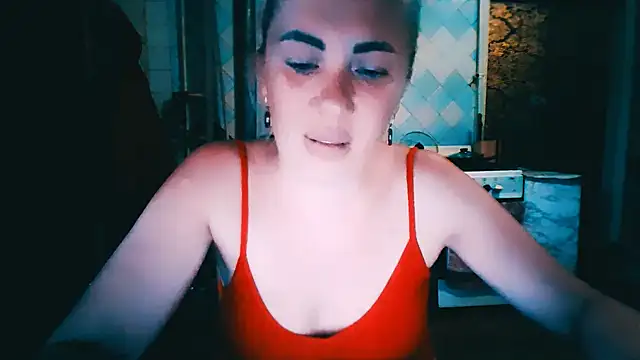 Snapshot of EmmaCat_ chatting on June 14, 2:52 pm EmmaCat online show from June 14, 2:52 pm