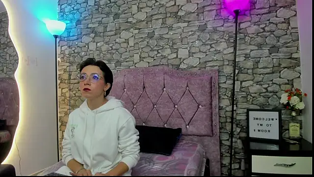 Snapshot of angel_noir1 chatting on July 14, 8:47 pm angel noir1 online show from July 14, 8:47 pm