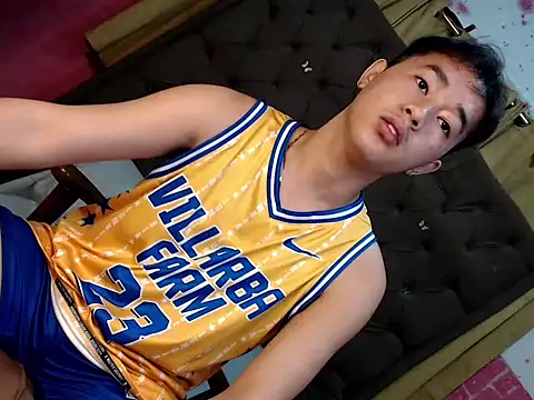 Snapshot of mr_chandy chatting on February 16, 10:17 pm mr chandy online show from February 16, 10:17 pm