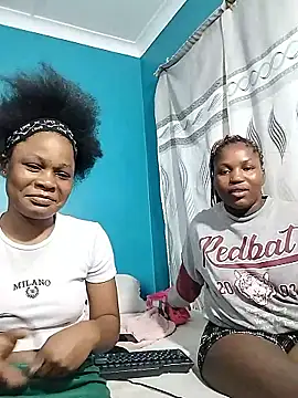 BlondieBitch online show from November 5, 5:57 pm