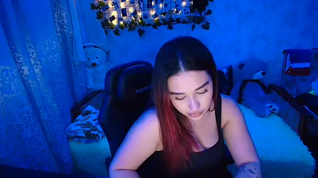 Amireth online show from November 3, 9:59 pm