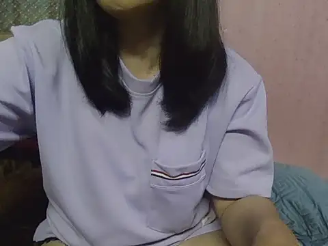 Snapshot of AmyChan086 chatting on December 21, 1:18 pm AmyChan086 online show from December 21, 1:18 pm