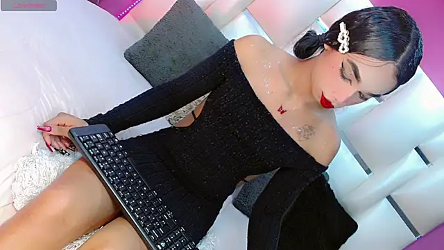 JessiscaWalker online show from November 8, 7:34 pm